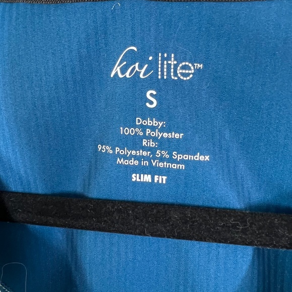 Koi Lite Reform Ombre‎ V-Neck Top, S, Electric Blue and Navy, Scrubs - Picture 7 of 14